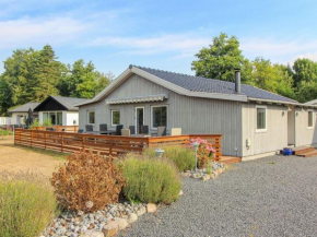 Holiday Home Editha - 800m from the sea by Interhome, Bogø By